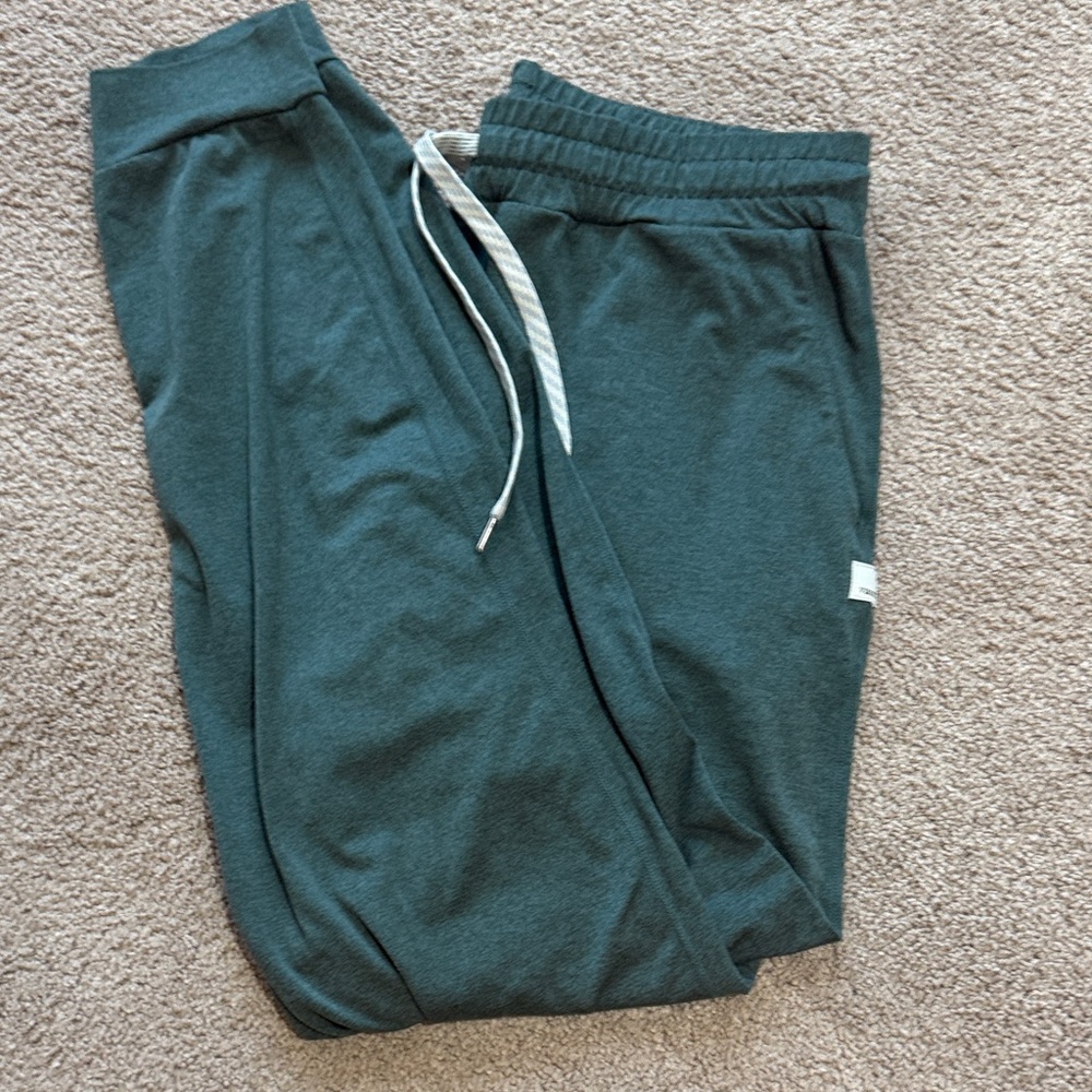 Vuori performance jogger